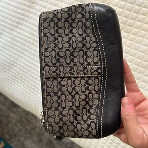 EUC Coach wristlet authentic, vintage and clean